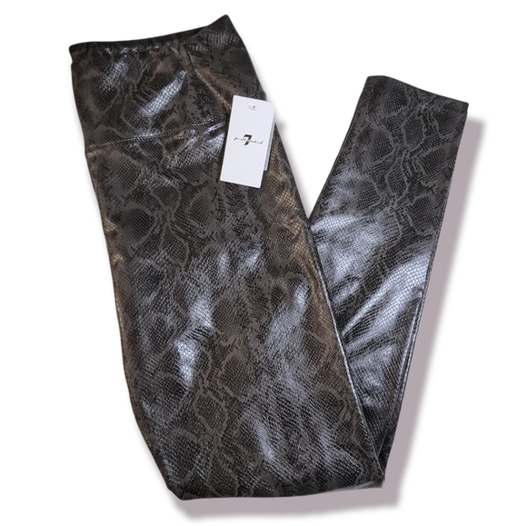 7 For All Mankind Python Snake Skin Vegan Faux Leather Leggings Pants Grey Brown - Picture 4 of 5